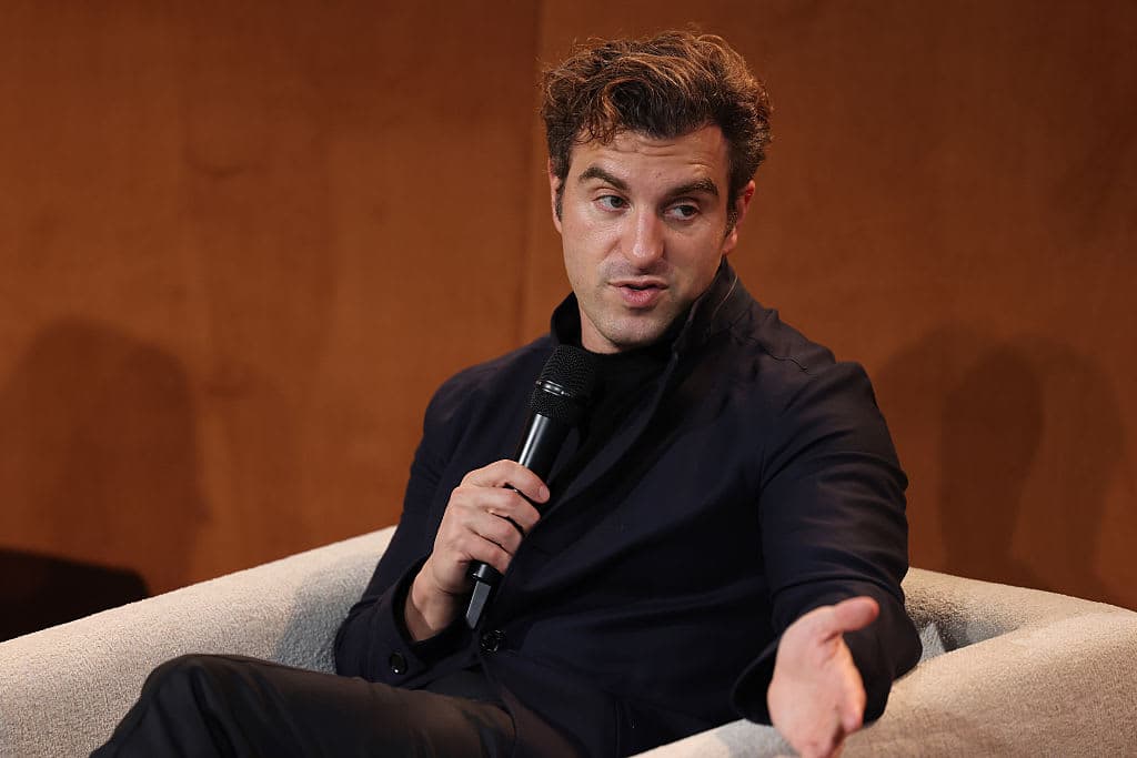 How Airbnb Uses Generative AI to Accelerate Feature Shipping