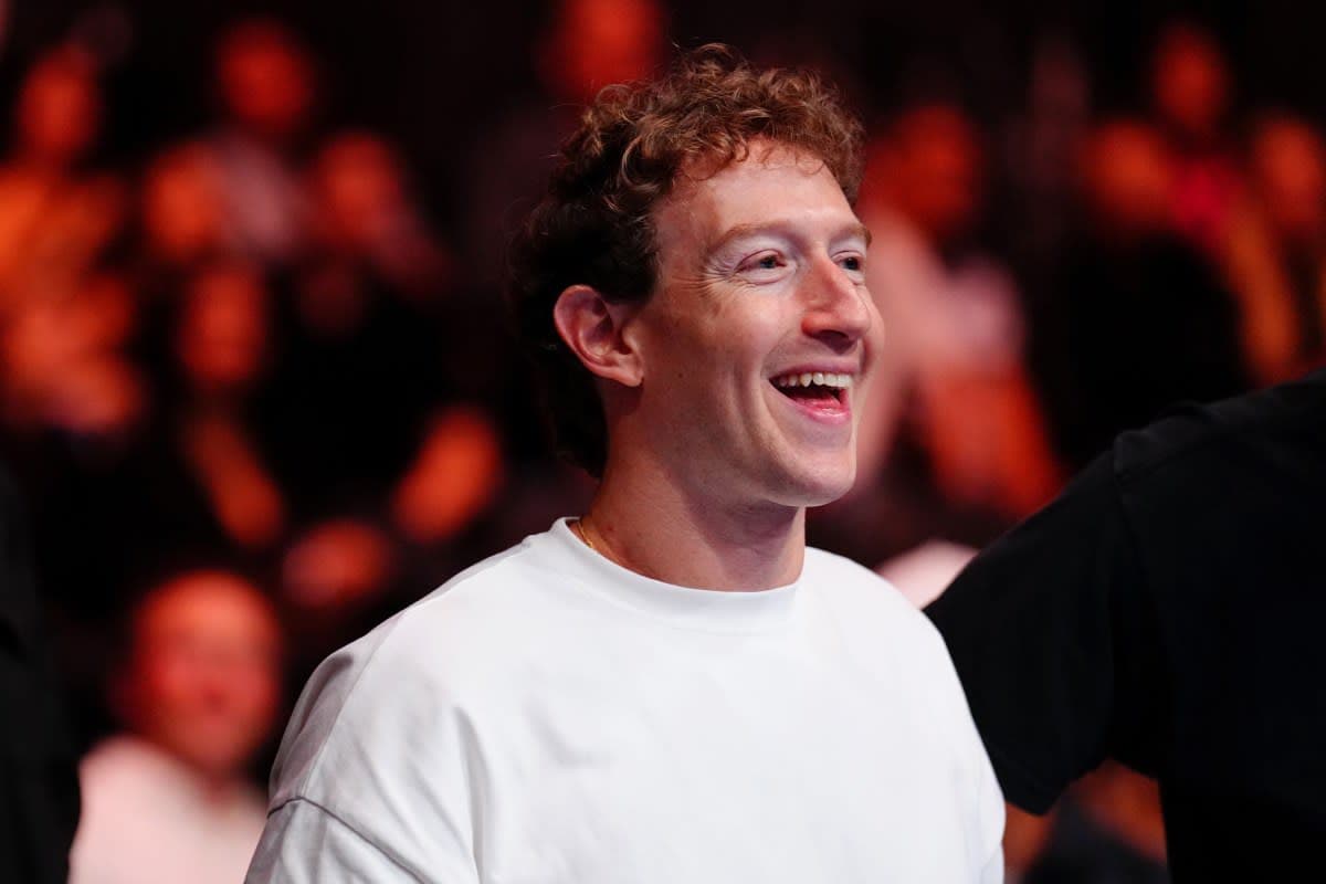 Why Users Are Skeptical of Mark Zuckerberg’s AI Vision | AOODAX Blog