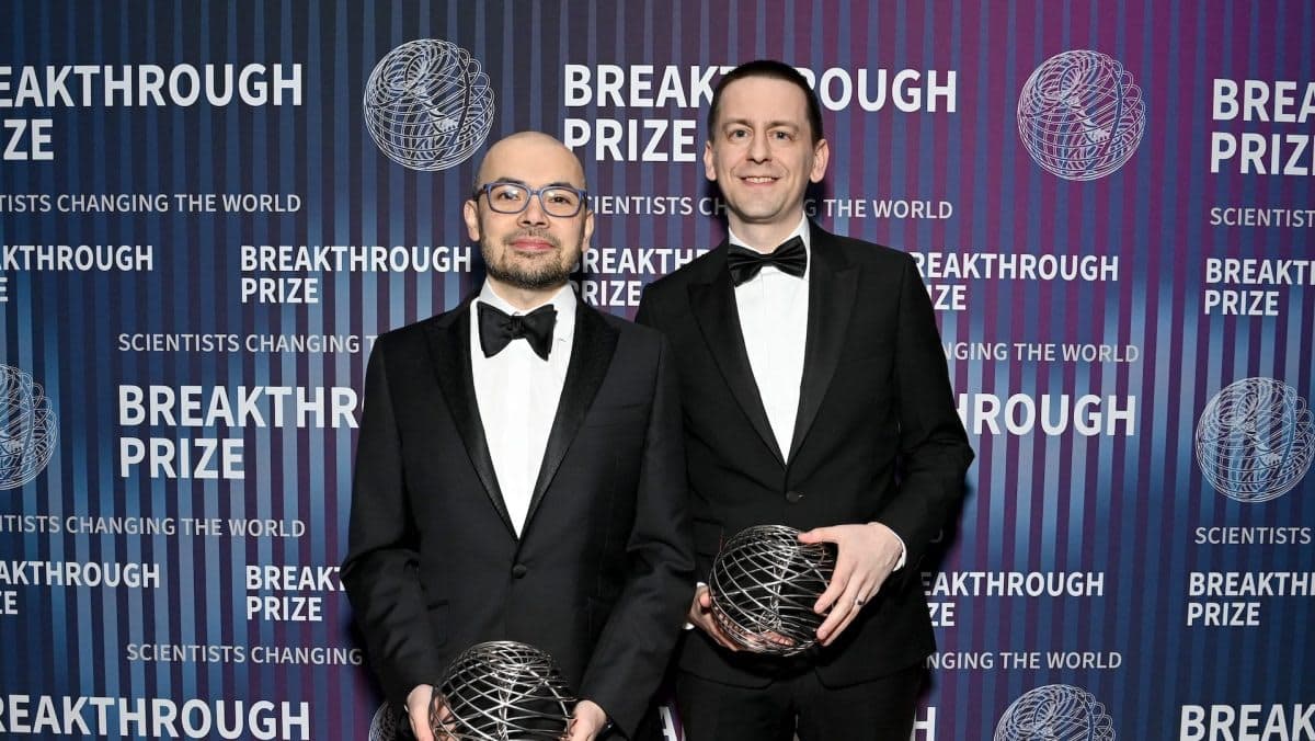 John Jumper Leaves DeepMind for Anthropic: What This AI Shift Means