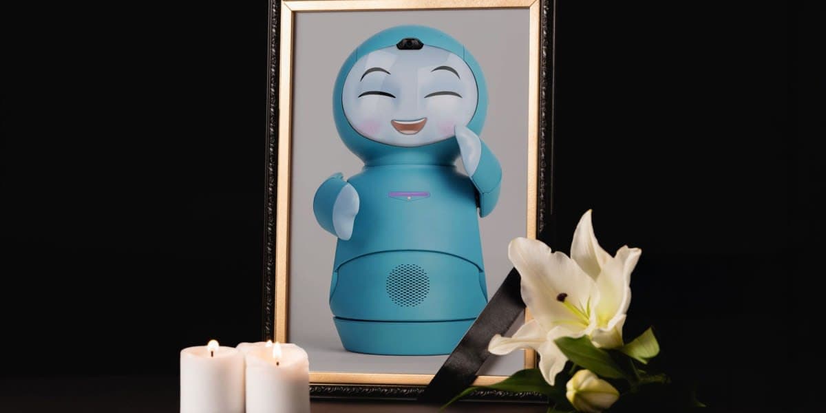 What Happens When a Kid’s AI Robot Best Friend Dies? | AOODAX